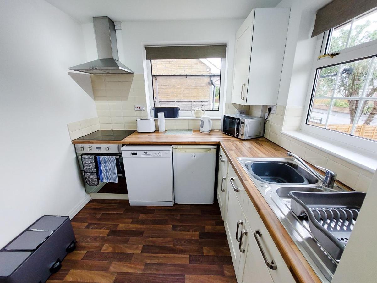 Spring Gardens Holiday Bungalow Cayton Buitenkant foto